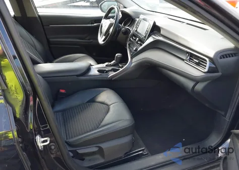 2021 Toyota Camry Se Nightshade Edition z USA, uszkodzony, nr VIN 4T1T11AK3MU493098